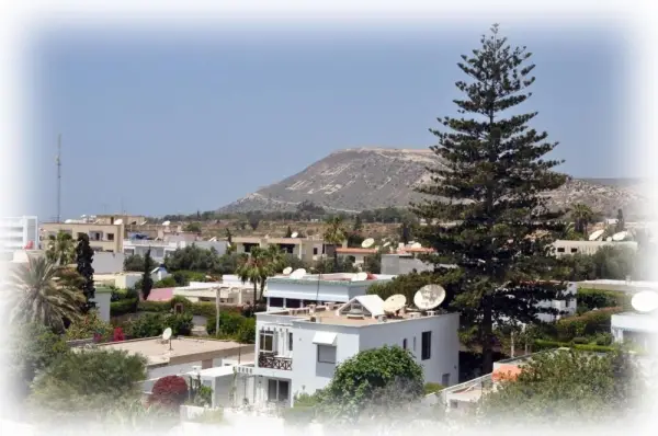 Hotel Aferni 8